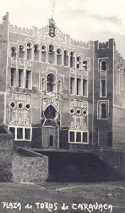 Fachada de la plaza de toros de Caravaca en 1928