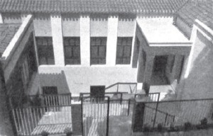 Entrada y vest�bulo de la Casa Municipal de Cultura de Abar�n