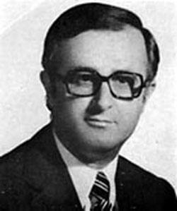 Joaqu�n Esteban Mompe�n (UCD), diputado por la provincia de Murcia en las Cortes