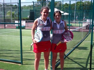 Patty Llaguno junto a Icar Montes, campeonas del mundo por parejas 2010