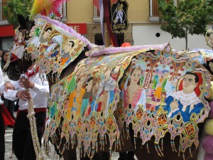 Caballo concursante de la Pea Gaviln 