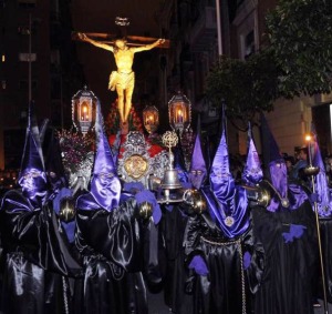 Procesin de la Cofrada del Santsimo Cristo del Refugio