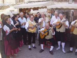 Msica tradicional en el Mercadillo Tradicional El Zacatn