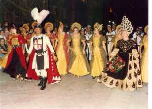 Templarios 1983.  Escuadra femenina y cabo