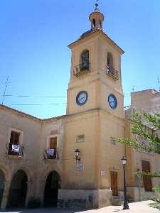 Centrada [La Torre del Reloj de Yecla]