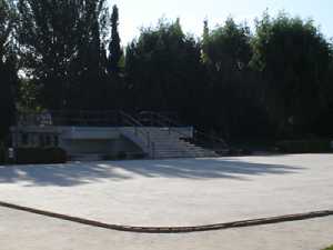 Escenario y explanada del grader�o 