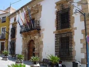 Fachada del Ayuntamiento de Ricote 