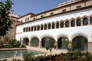 Parte Norte del Claustro del Monasterio de Sta. Clara