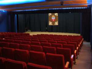 Sal�n de Actos del Local Municipal para Usos M�ltiples 