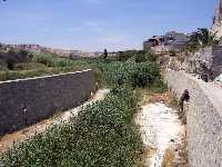 Rambla y entorno del Castillo de Albudeite 