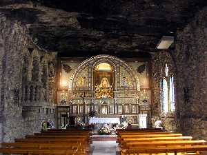 Interior del Santuario 