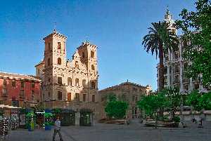 Plaza de Santo Domingo 