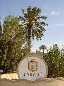 Bienvenida al pueblo,a su entrada