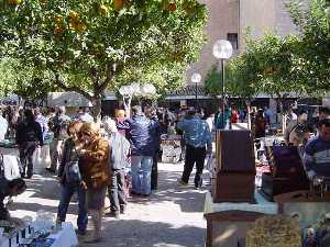 Mercadillo de Antigedades de San Andrs