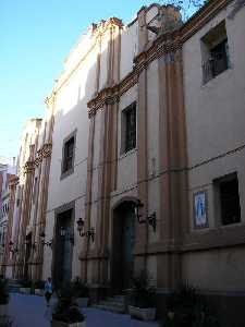 Fachada de la Iglesia de Santa María de Gracia Fachada de la Iglesia de Santa María de Gracia