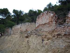 Casa y Pozo 