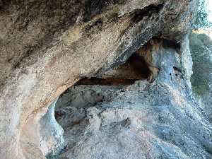 Entrada a la Cueva 