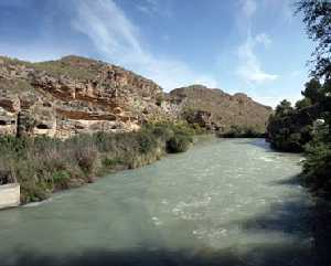 Paraje del Gorgotn. Vista desde el puente de la central elctrica [Caaverosa y can de los Almadenes]