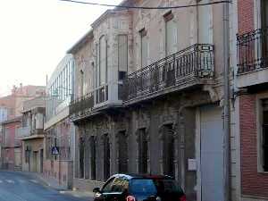 Vista de un edificio en Algezares