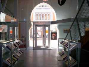 Hall del Centro P�rraga