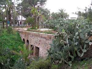 Vista de un Puente en los Cuadros