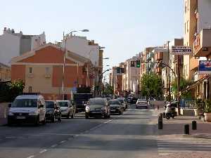 Calle principal (Ctra. Fuensanta) 