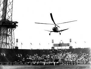 Autogiro en estadio 