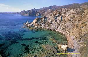 Figura 12. Playa de S. Pedro, pequea y estrecha cala